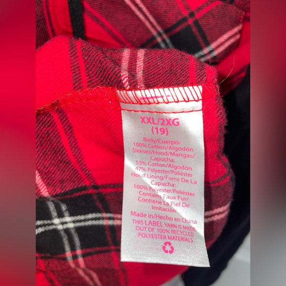 Black and Red hooded top - Picture 5 of 6